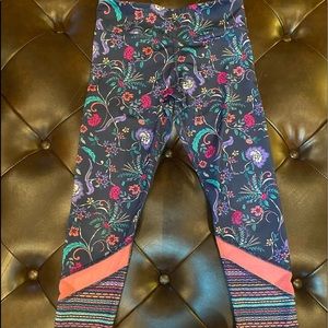 Kids medium old navy leggings.